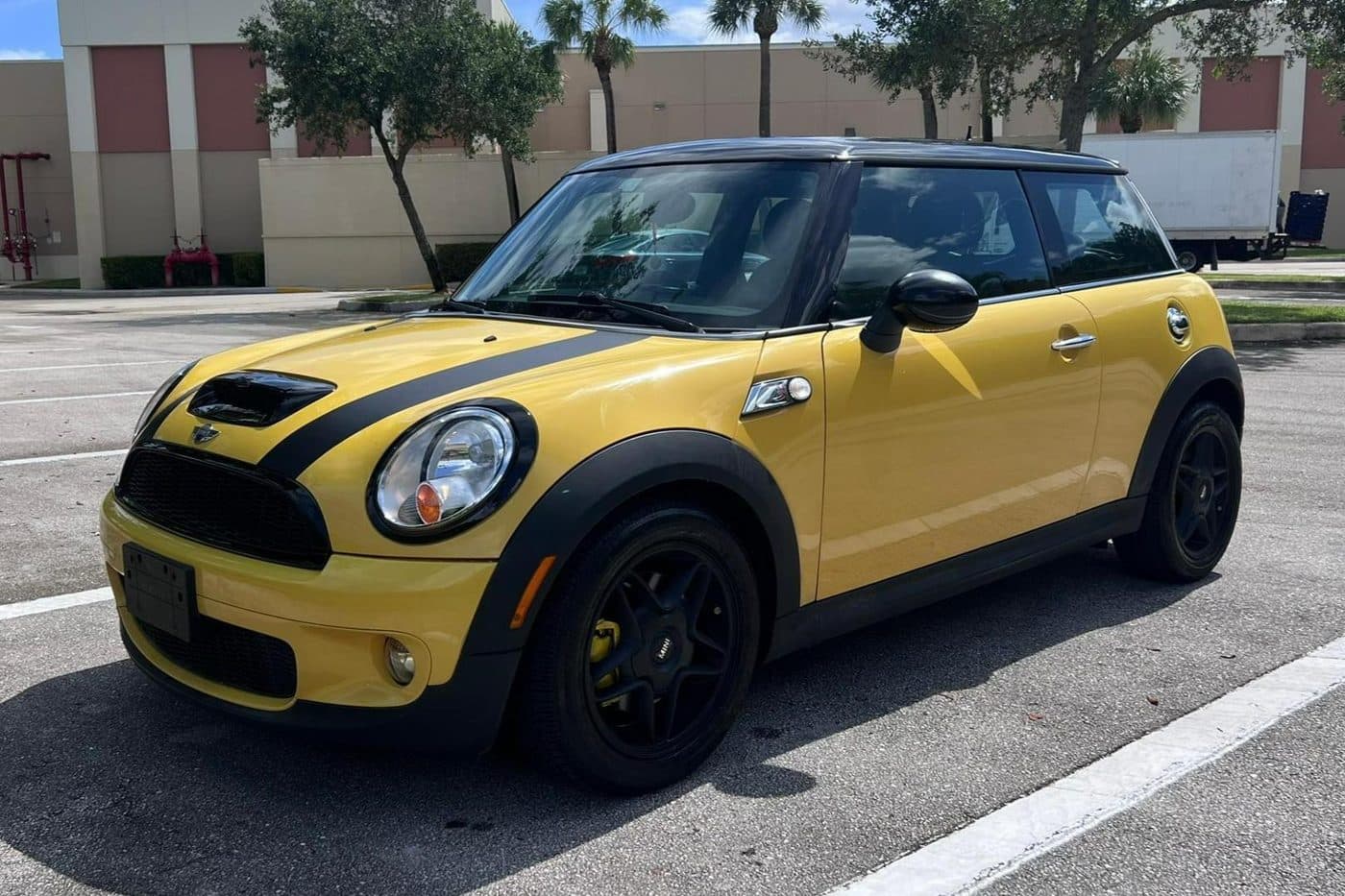 Mini Cooper S, original photo